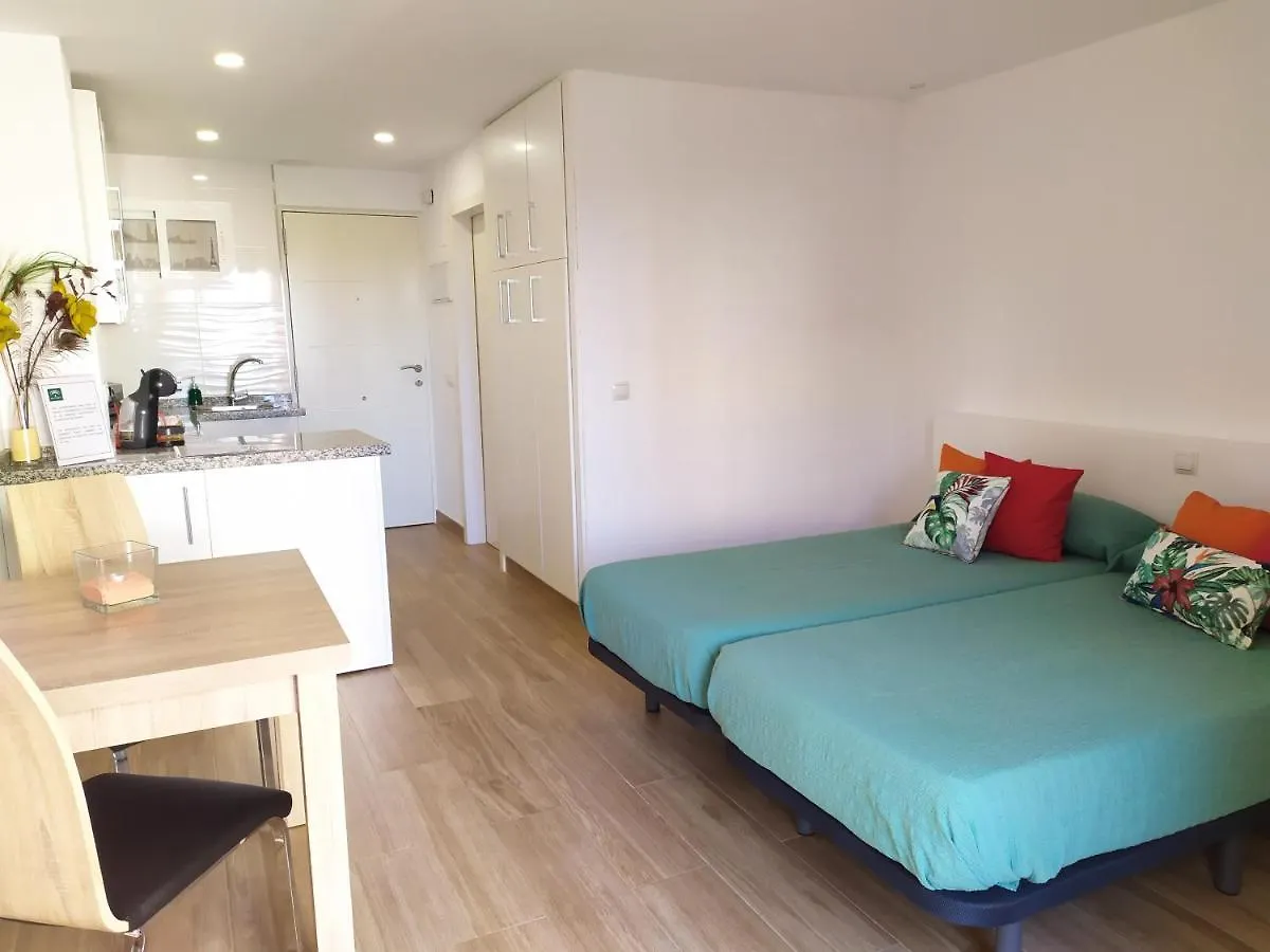 Iris II Studios Benalmádena 0*,  Hiszpania